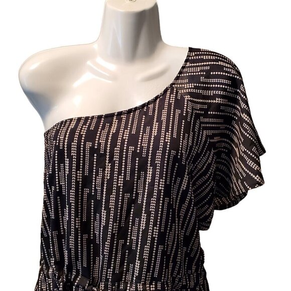 BLACK/BEIGE ONE SHOULDER TOP SIZE LARGE - Picture 2 of 10